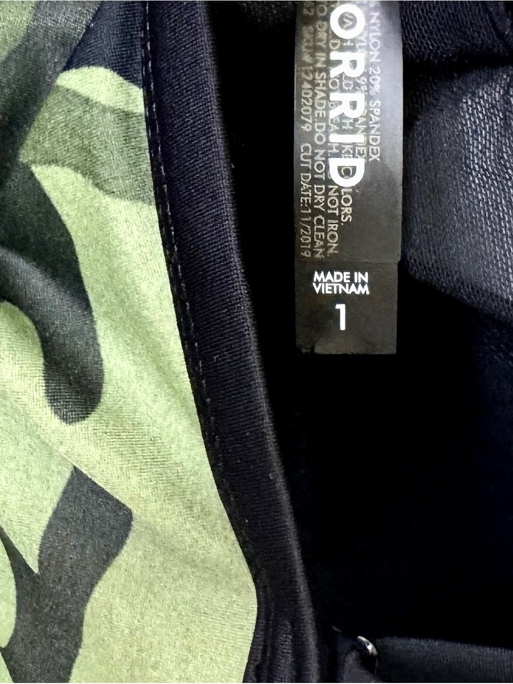 Torrid size 1 Camo Strappy Swim Top Green Black Bikini Top - Picture 3 of 5